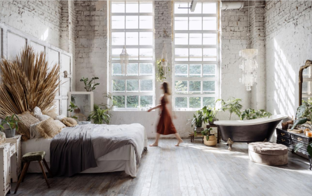 10 Film Set Décors Ordinary People Can Buy